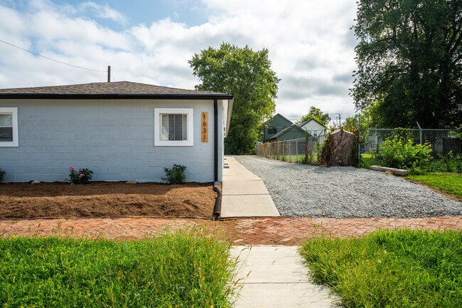 Photo - 1631 Columbia Ave