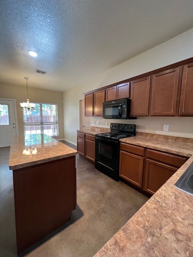 Photo - 908 Sun Down, Stephenville, TX 76401