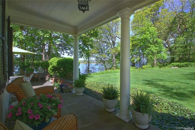 Photo - 435 Bryant Ave