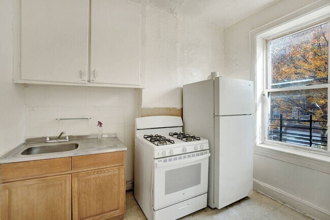 Photo - 1241 College Ave