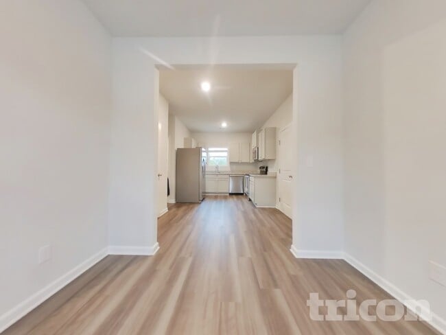 Photo - 412 Wallace Cir