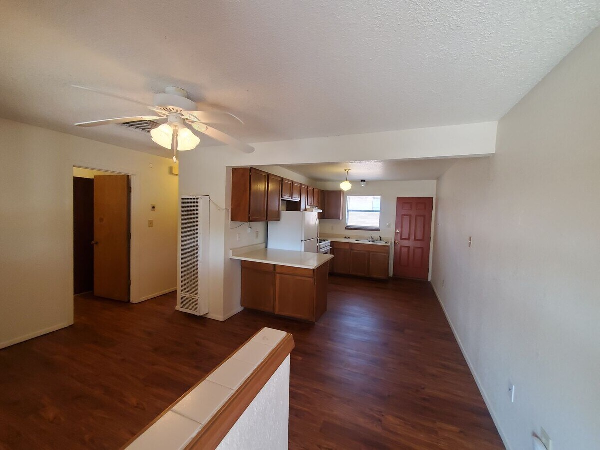 Photo - Freshly Updated 2 Bed Apartment Unit D