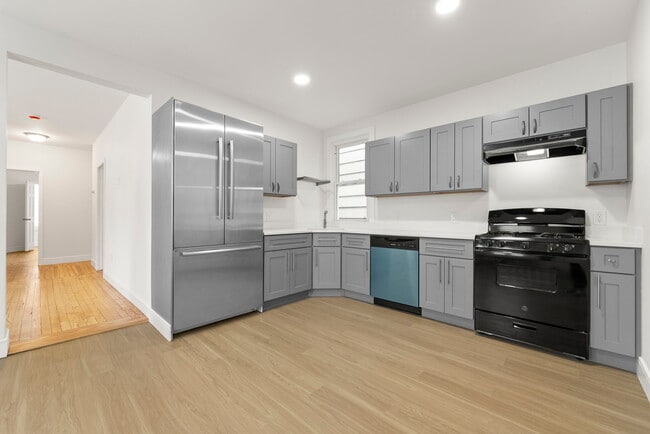 Building Photo - 196 2nd St Unit 2 Rental