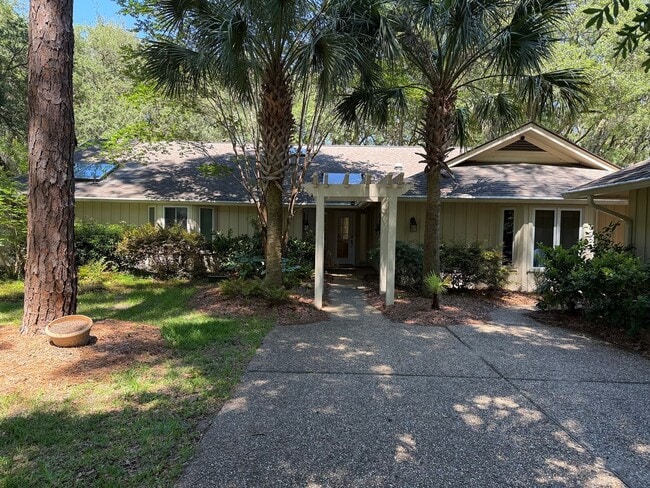 Photo - Lovely One-Level Furnished Home with Private Pool in Port Royal!