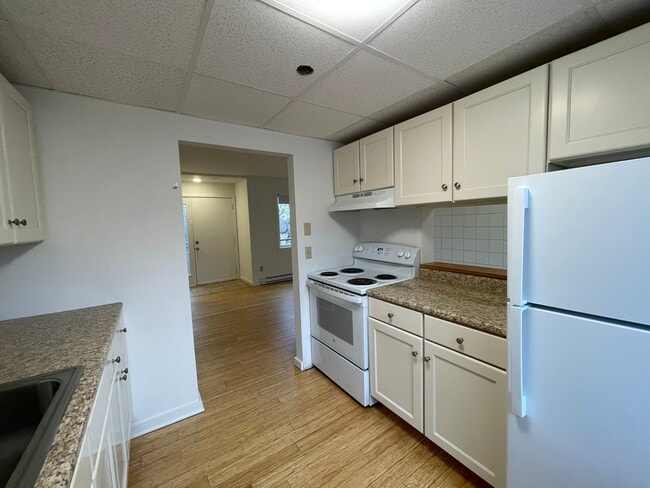 237 Maple St Unit 5
