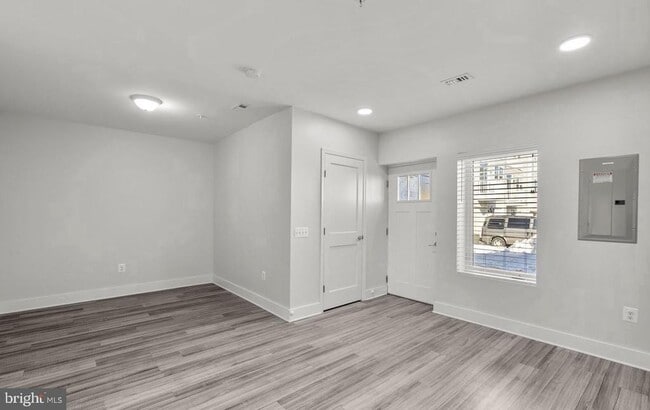 Building Photo - 19520 Village Walk Dr Unit 3-101