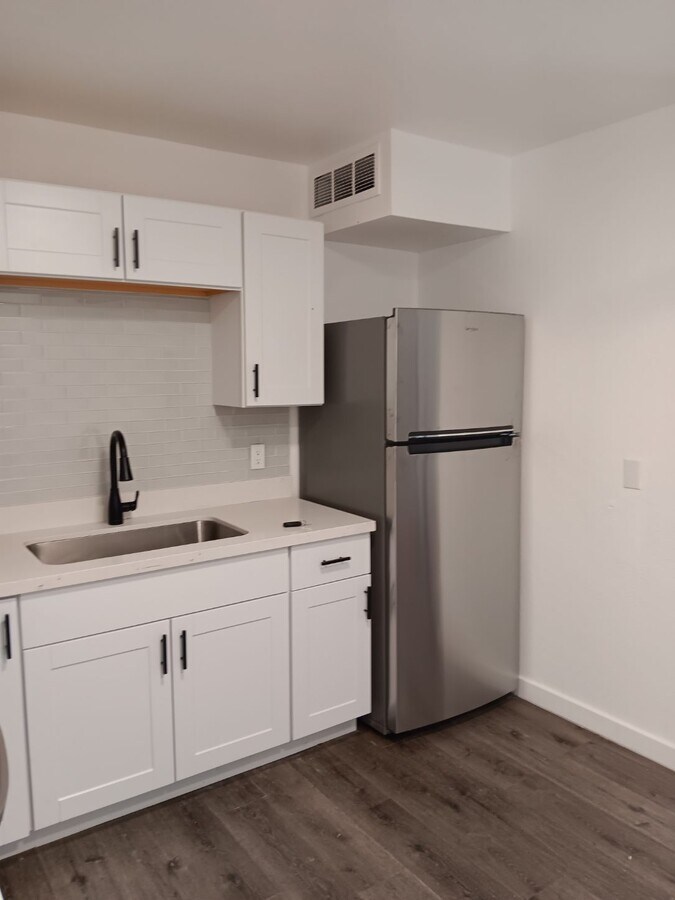 Photo - 12731 W Amy Dr Unidad 4