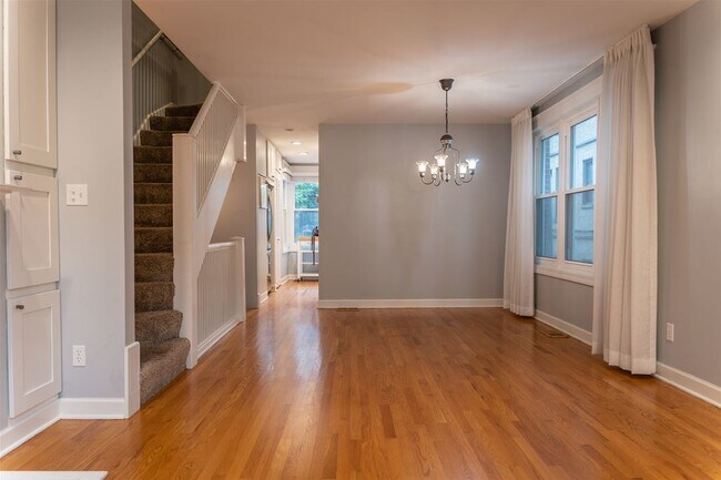 Photo - 3835 N Fremont St