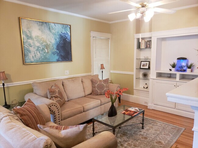 Photo - 21 Case Ave Unidad ID1373628P