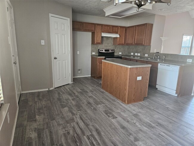 Photo - 18468 Sunrise Oaks Ct