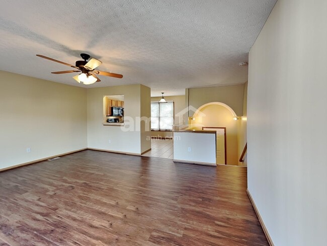 Photo - 2275 Chadsterz Dr