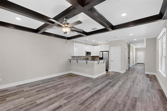 Photo - 1703 Ash Crescent St