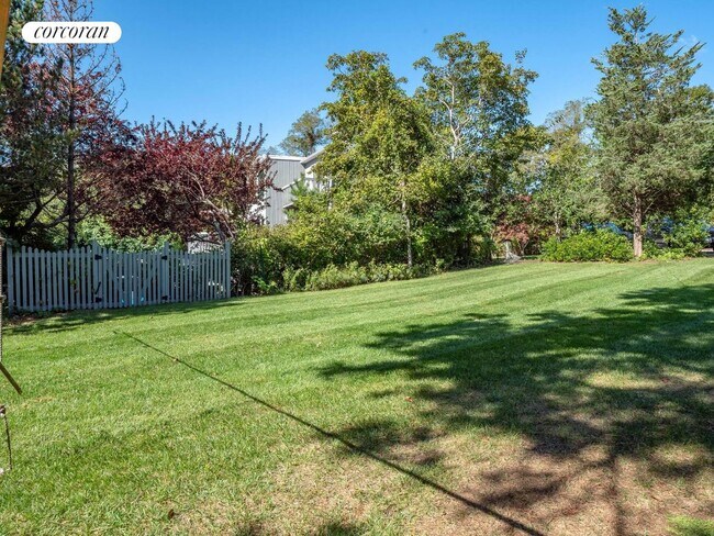 Photo - 12 McGregor Dr