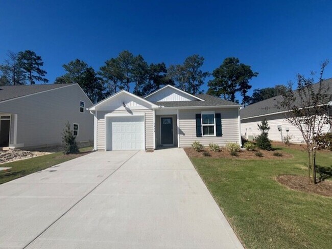Photo - Cozy New-Build in Leland!