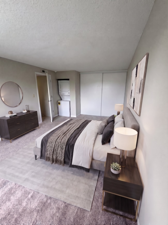 St. Clair Woods Apartments