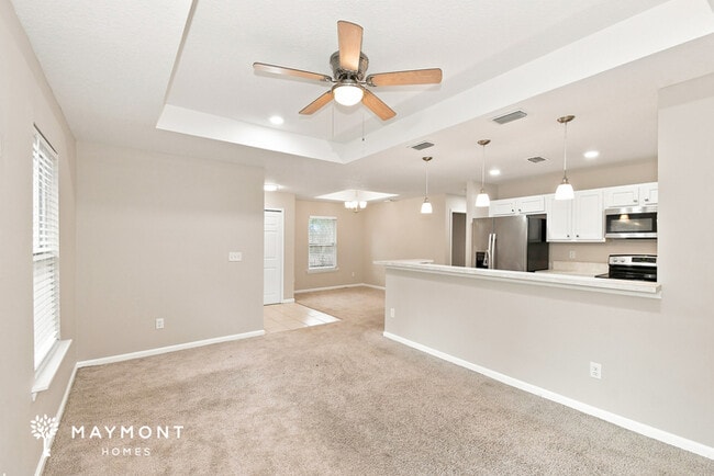 1747 W 44th St