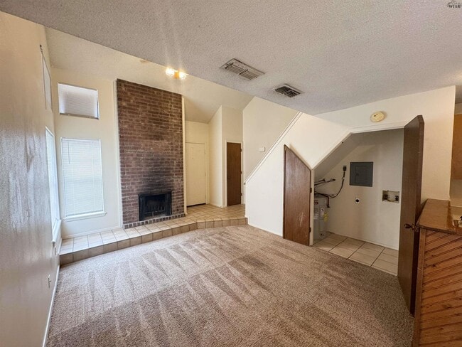 Building Photo - 4627 Johnson Rd