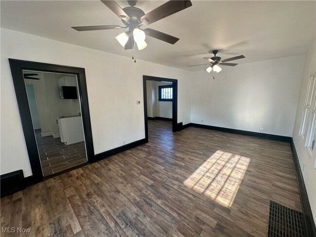 Building Photo - 3051 Engle Pl SW Rental