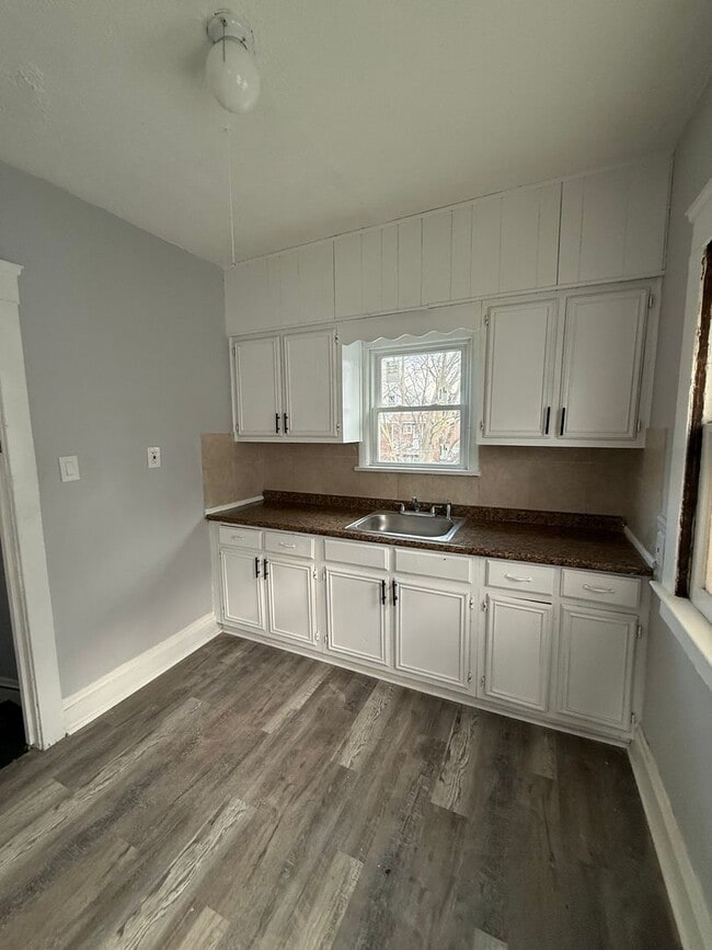 Photo - 1417 E 175th St Unidad UP