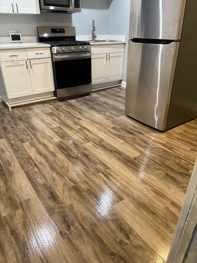 Photo - 9219 S Greenwood Ave Unit 1