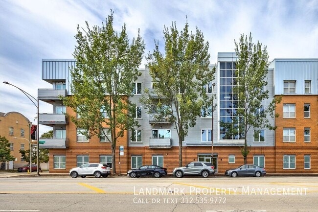 Building Photo - 3522 S State St Unit 302