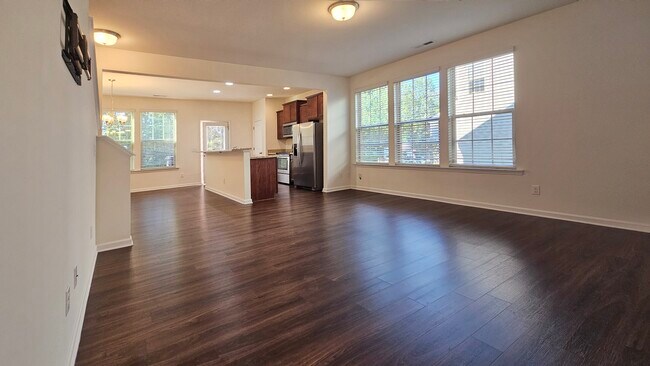 Photo - 90 W Grove Point Dr