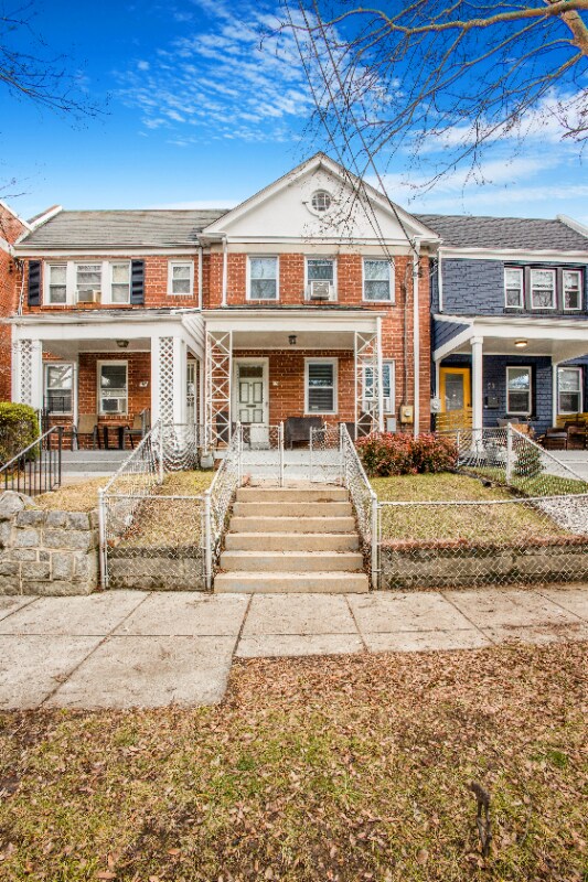 55 Farragut Pl NW Condo Unit 1 Condo for Rent in Washington, DC