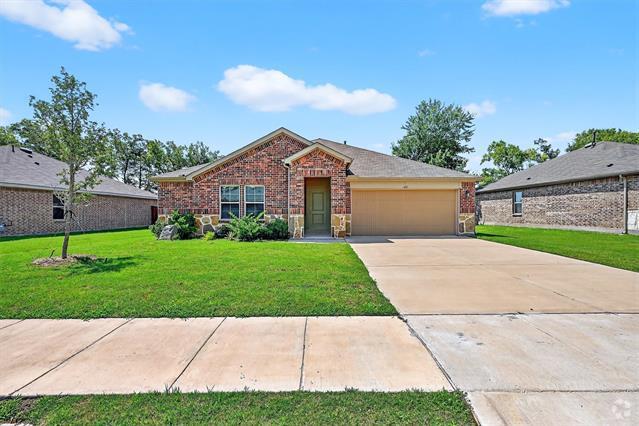 Building Photo - 410 Goliad St Rental