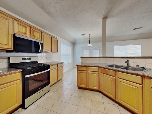 Photo - 16518 Barker Ranch Ct