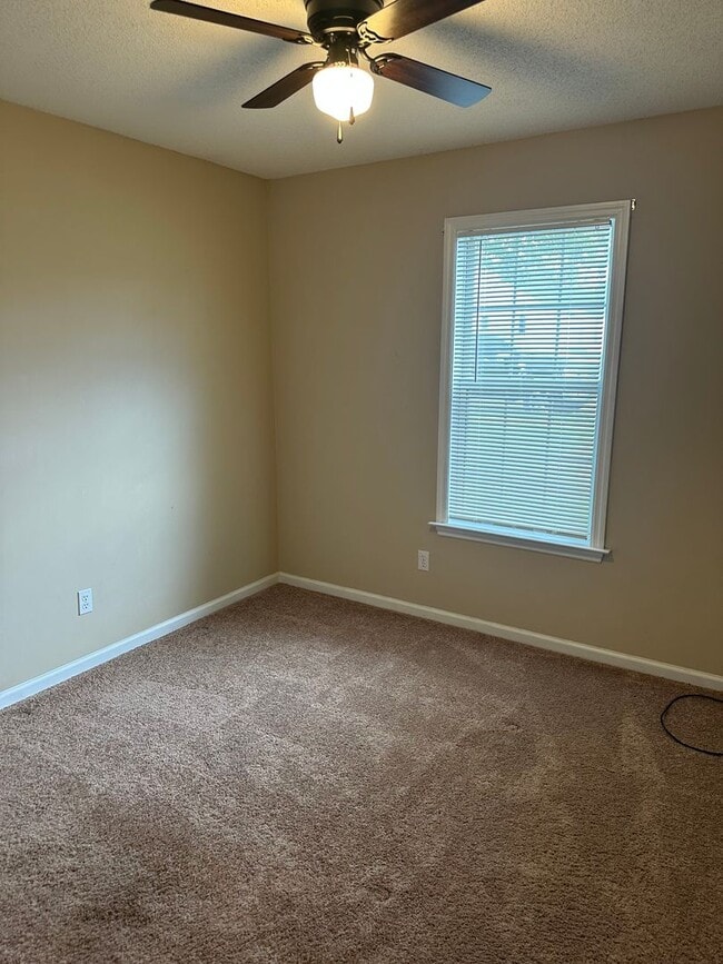 Photo - 4241 Wilshire Dr