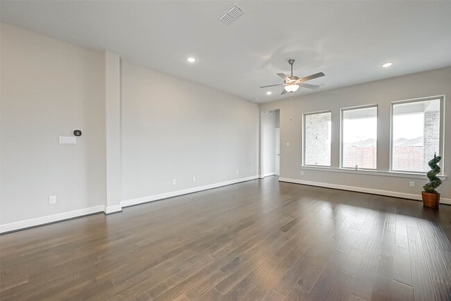 Photo - 10707 Deer Path Dr