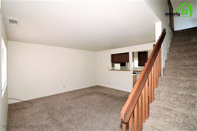 Photo - 2750 Shasta View Dr