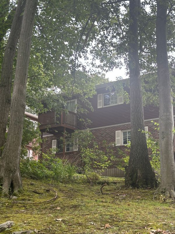 225 Edgemoor Rd