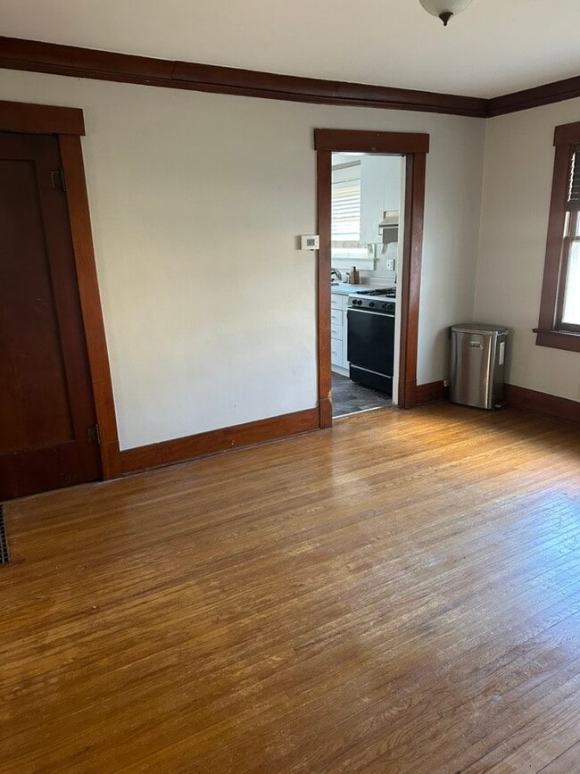 Photo - 204 S Linden Ave