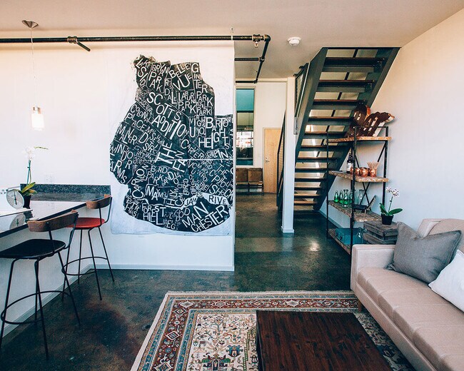 Courtyard Lofts