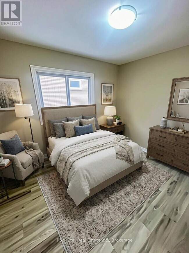 Photo - 269 Montmorency Dr