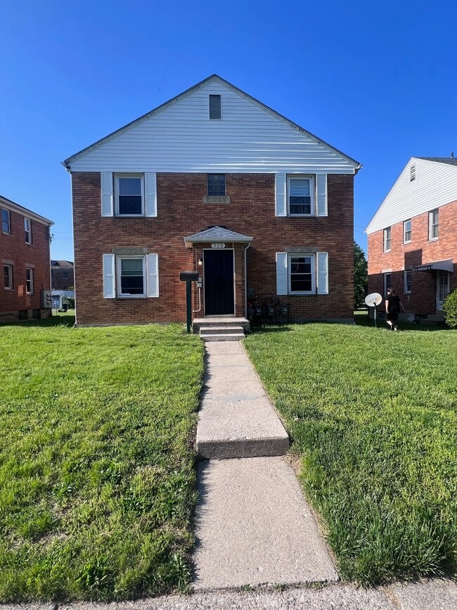 339 E Bruce Ave - 339 E Bruce Ave Unit 3