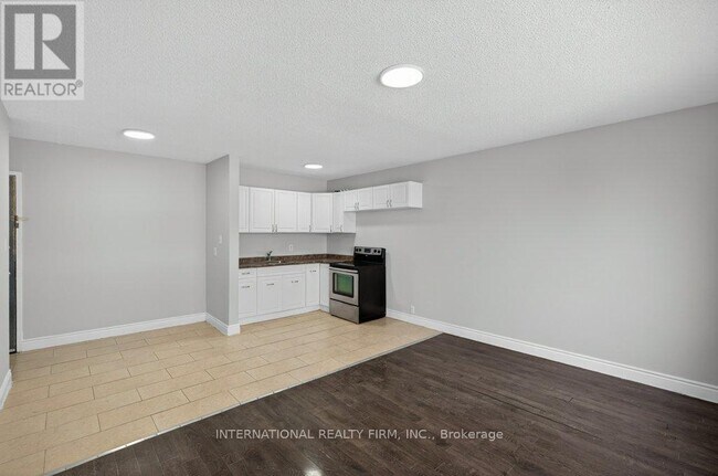 Photo - 295 Melvin Ave Unit 303