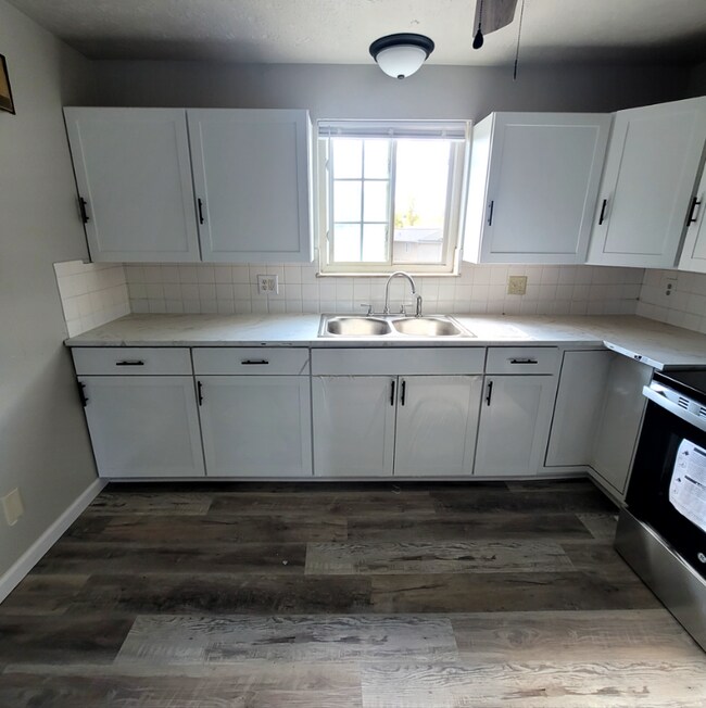 4642 Applegrove St NW Townhome Townhome Rental in North Canton OH