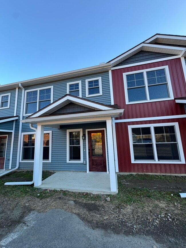 Photo - 6 Locust Ave