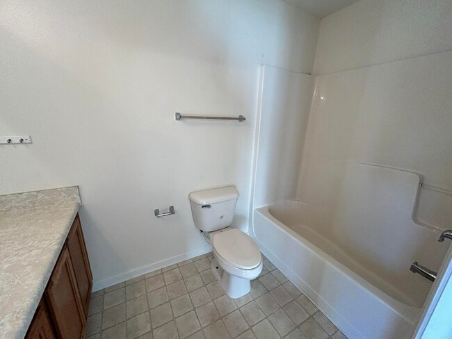 Photo - 282 Swaying Pine Ct