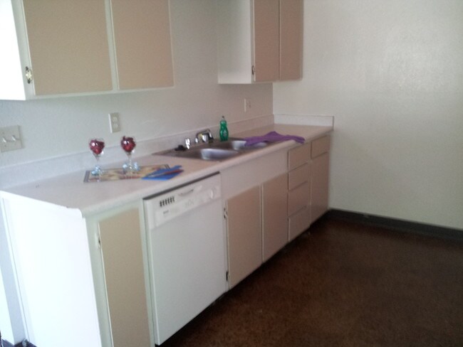 Photo - Sutter Commons