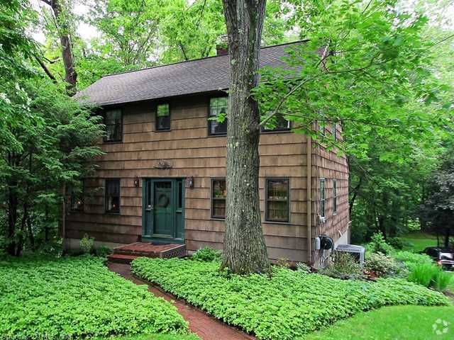 Building Photo - 1031 Howe Avenue Rental