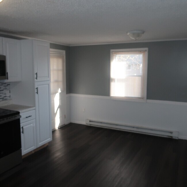 Photo - 54 Ballard St