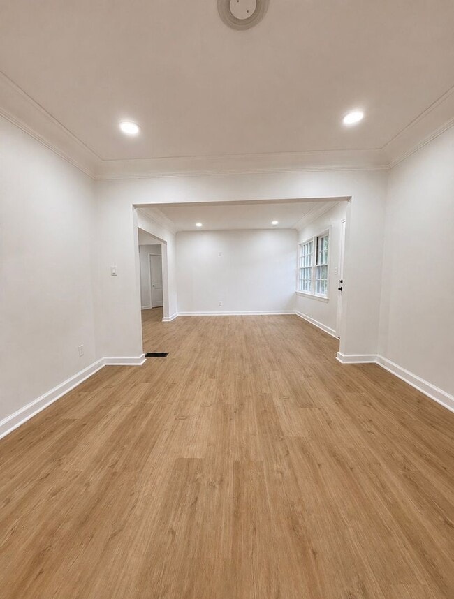 Photo - Completely renovated 5-bedroom, 3-bathroom home in the highly desirable Dalraida