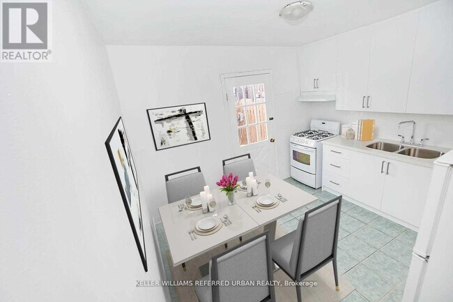 Photo - 559 Dufferin St