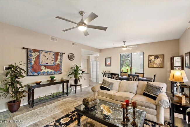 Photo - 15252 N 100th St