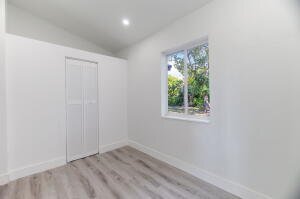 Photo - 113 SE 8th Ave