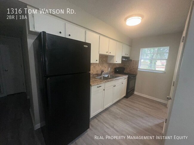 Photo - 1316 Tom Watson Rd
