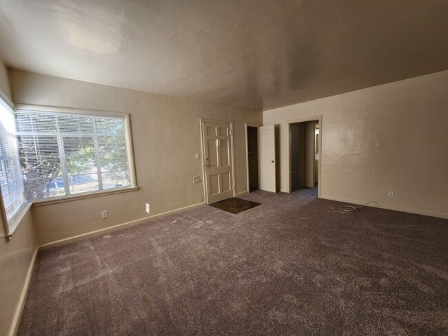 Photo - 3911 33rd St